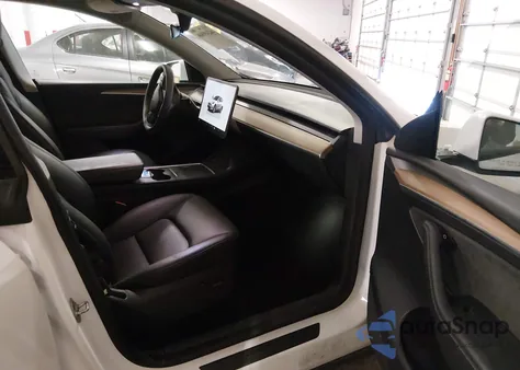 2022 Tesla Model Y Long Range Dual Motor All-Wheel Drive from USA, damaged, VIN 7SAYGDEE9NA012151